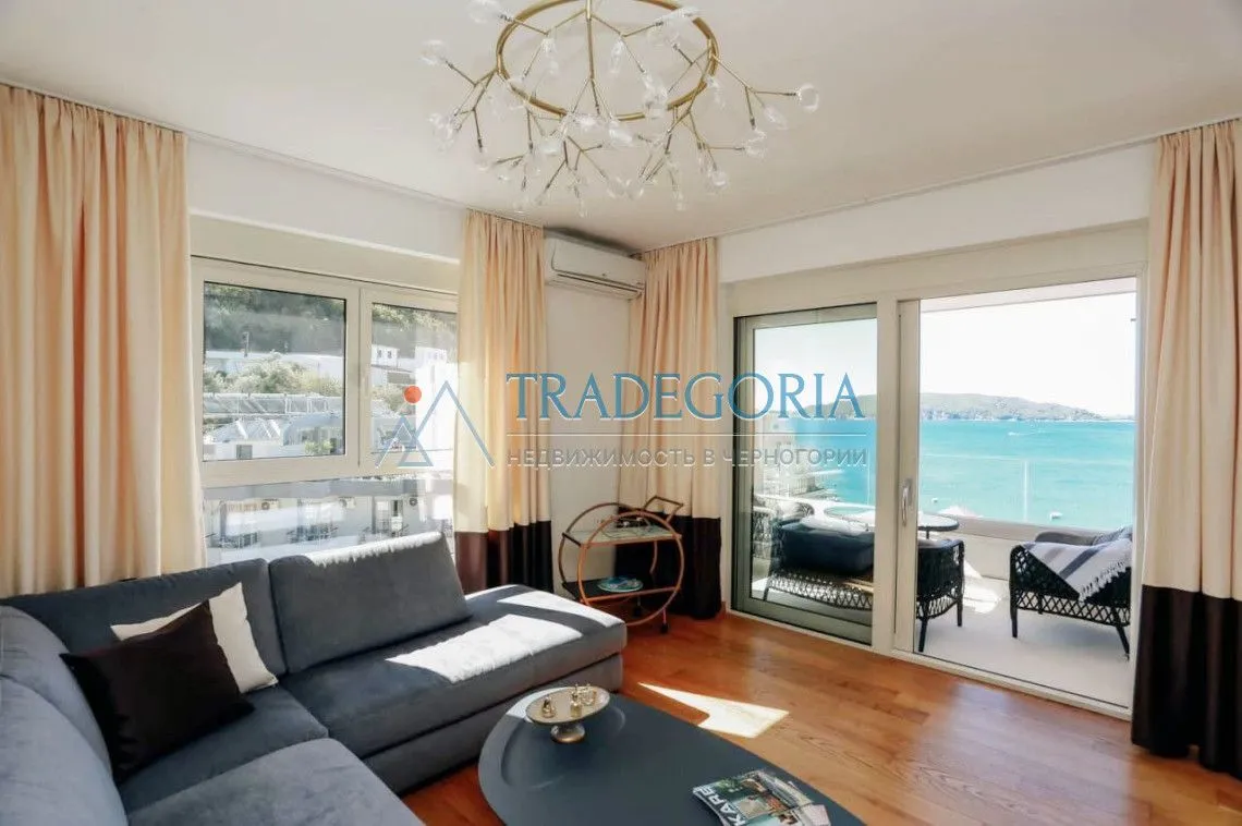 Prodaja, trosoban stan, 120m², Rafailovići, Budva