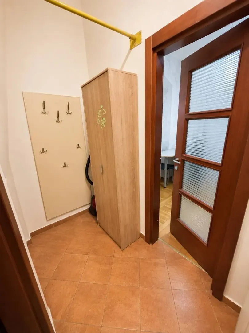 Rent, studio apartment, 30m², Zabjelo, Podgorica