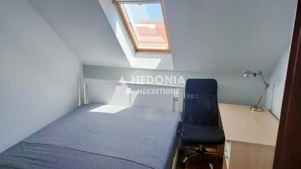 Prodaja, četvorosoban stan, 98m², Zemun Sve Podlokacije, Beograd
