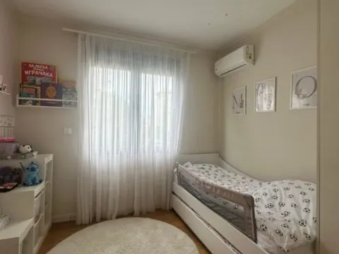 Sale, two bedroom apartment, 74m², Blok 9, Podgorica - image 12