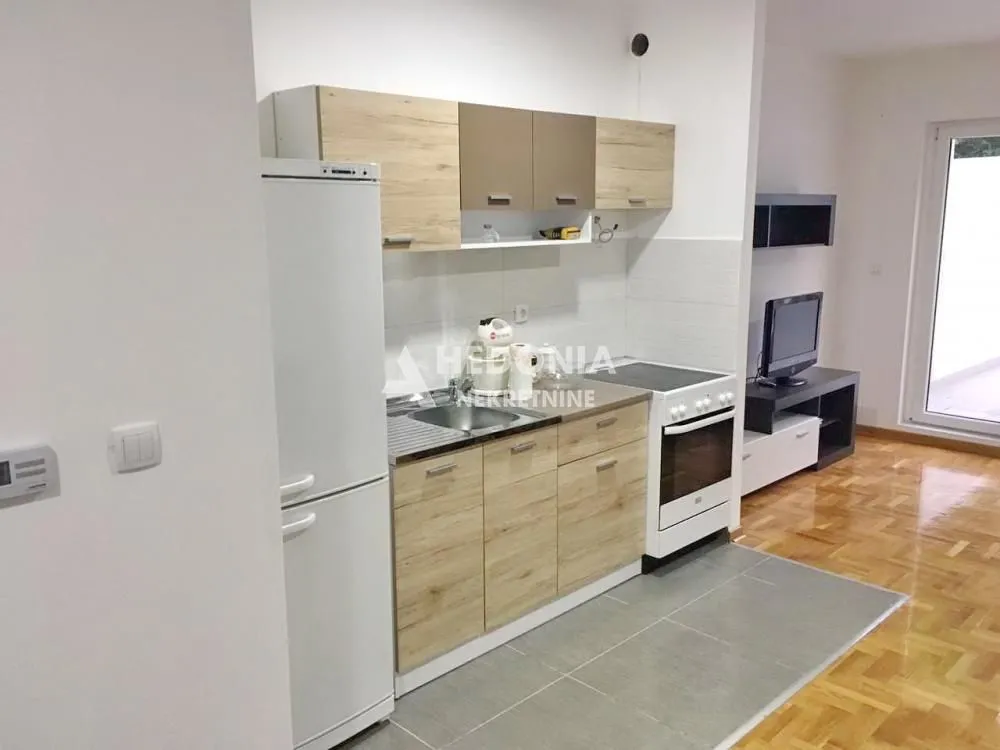 Sale, one bedroom apartment, 29m², Zvezdara Sve Podlokacije, Beograd