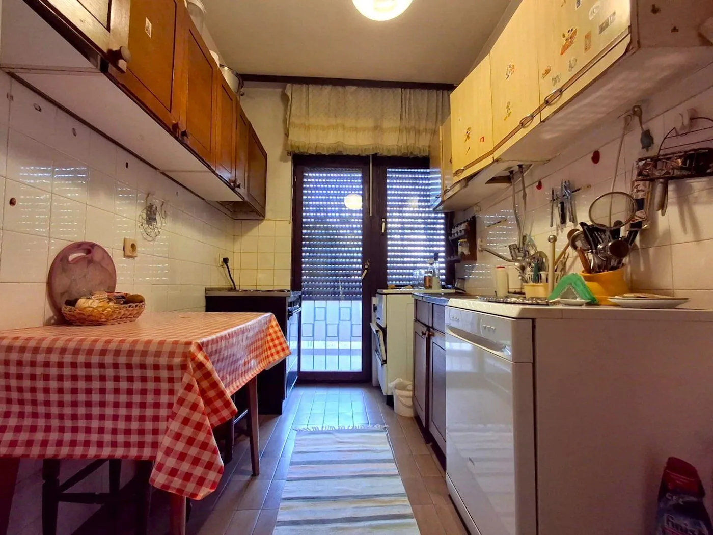 Sale, house, 183m², Gorica C, Podgorica