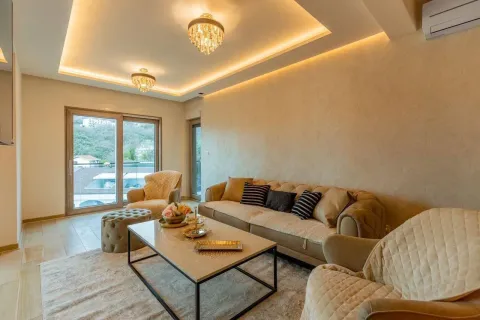 Rent, two bedroom apartment, 100m², Pržno, Budva - image 2