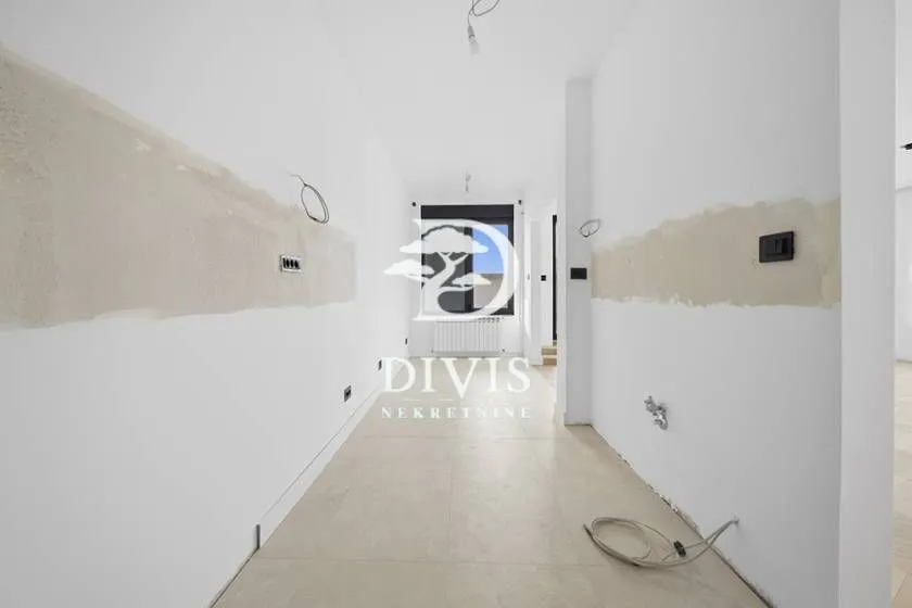 Prodaja, trosoban stan, 78m², Novi Beograd Blok 30, Novi Beograd Sve Podlokacije