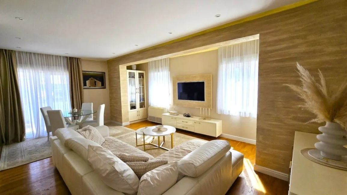 Prodaja, dvosoban stan, 96m², City Kvart, Podgorica