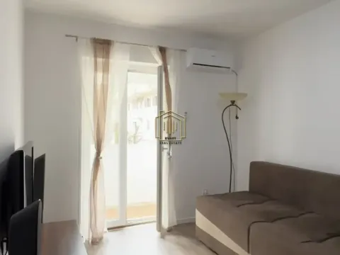 Izdavanje, trosoban stan, 106m², Preko Morače, Podgorica - image 4
