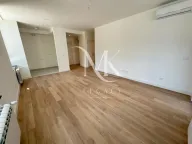 Izdavanje, trosoban stan, 78m², Savski Venac, Beograd - image 6