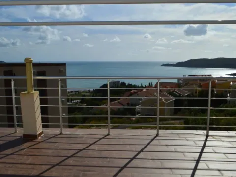 Prodaja, dvosoban stan, 72m², Bečići, Budva