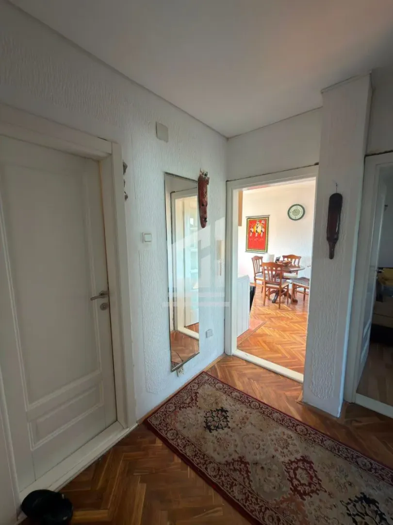 Izdavanje, jednosoban stan, 52m², Preko Morače, Podgorica