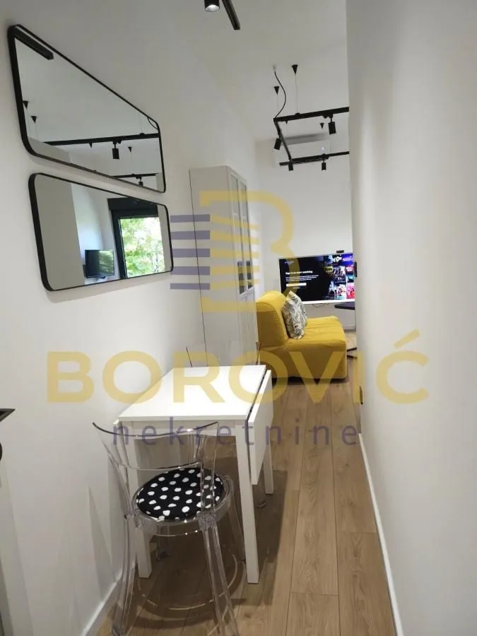 Sale, one bedroom apartment, 33m², Stari Grad, Beograd
