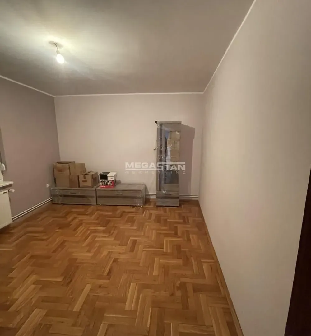 Prodaja, kuća, 363m², Centar, Zrenjanin