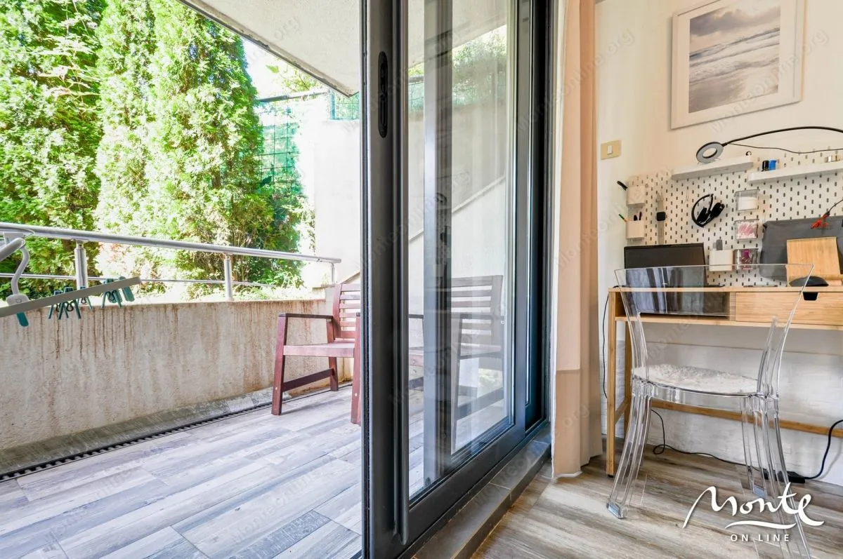 Sale, two bedroom apartment, 57m², Pržno, Budva