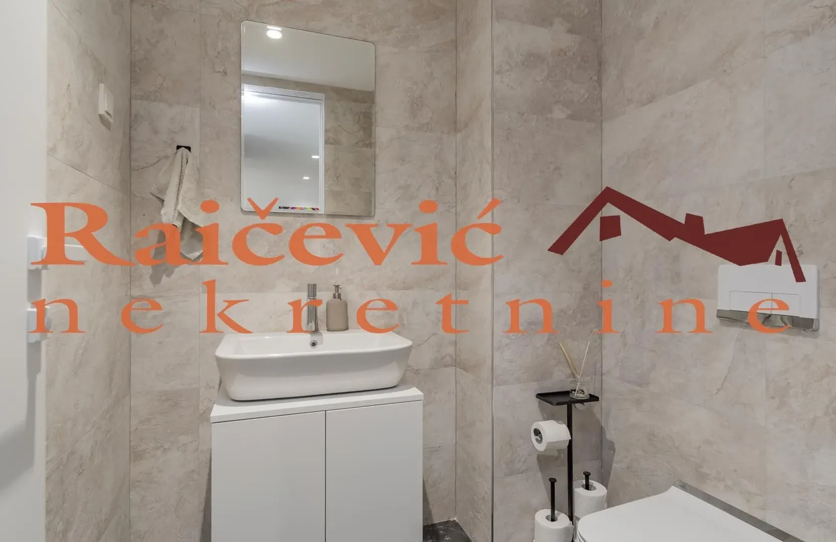 Prodaja, trosoban stan, 99m², Novi Beograd Sve Podlokacije, Beograd