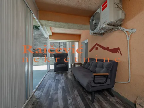 Sale, one bedroom apartment, 40m², Kalenić Pijaca, Vračar Sve Podlokacije - image 18