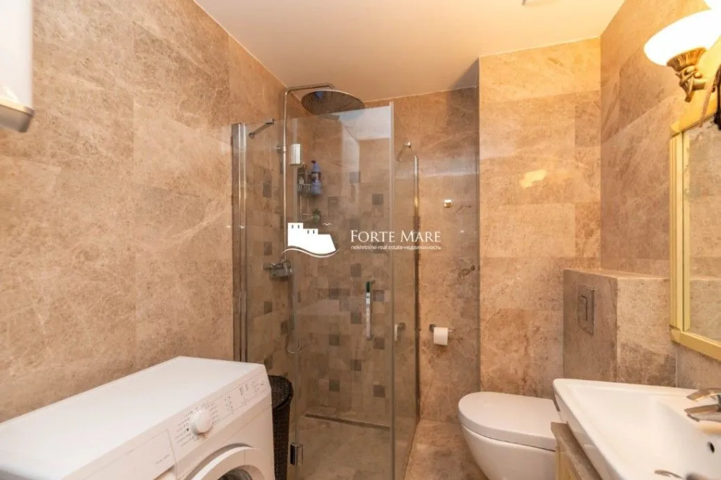 Sale, three bedroom apartment, 123m², Pržno, Budva