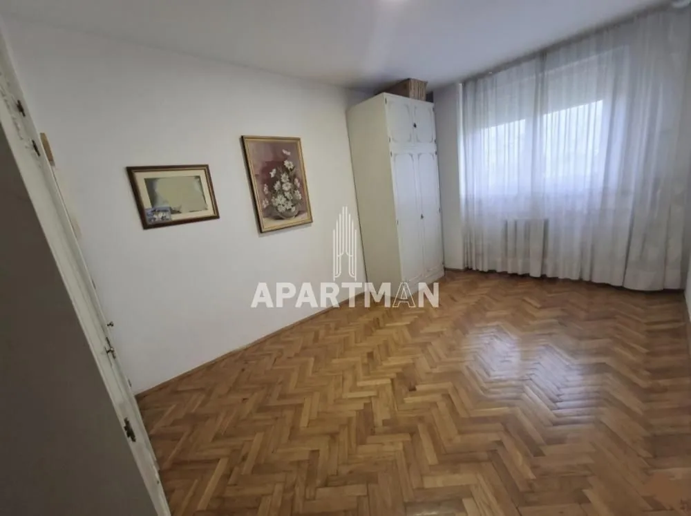 Prodaja, trosoban stan, 69m², Stari Merkator, Novi Beograd Sve Podlokacije