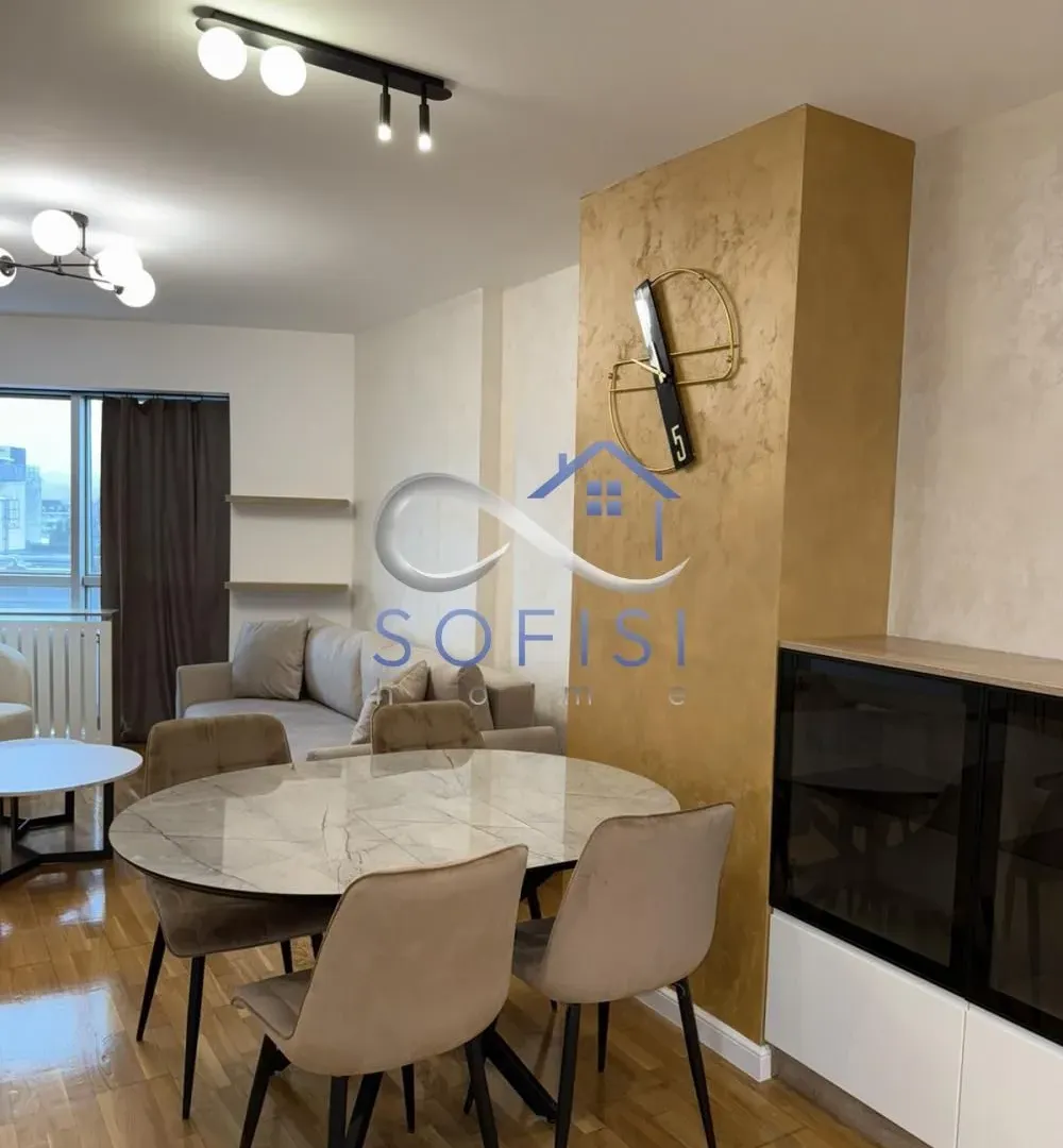 Izdavanje, četvorosoban stan, 93m², Novi Sad Sve Podlokacije, Novi Sad