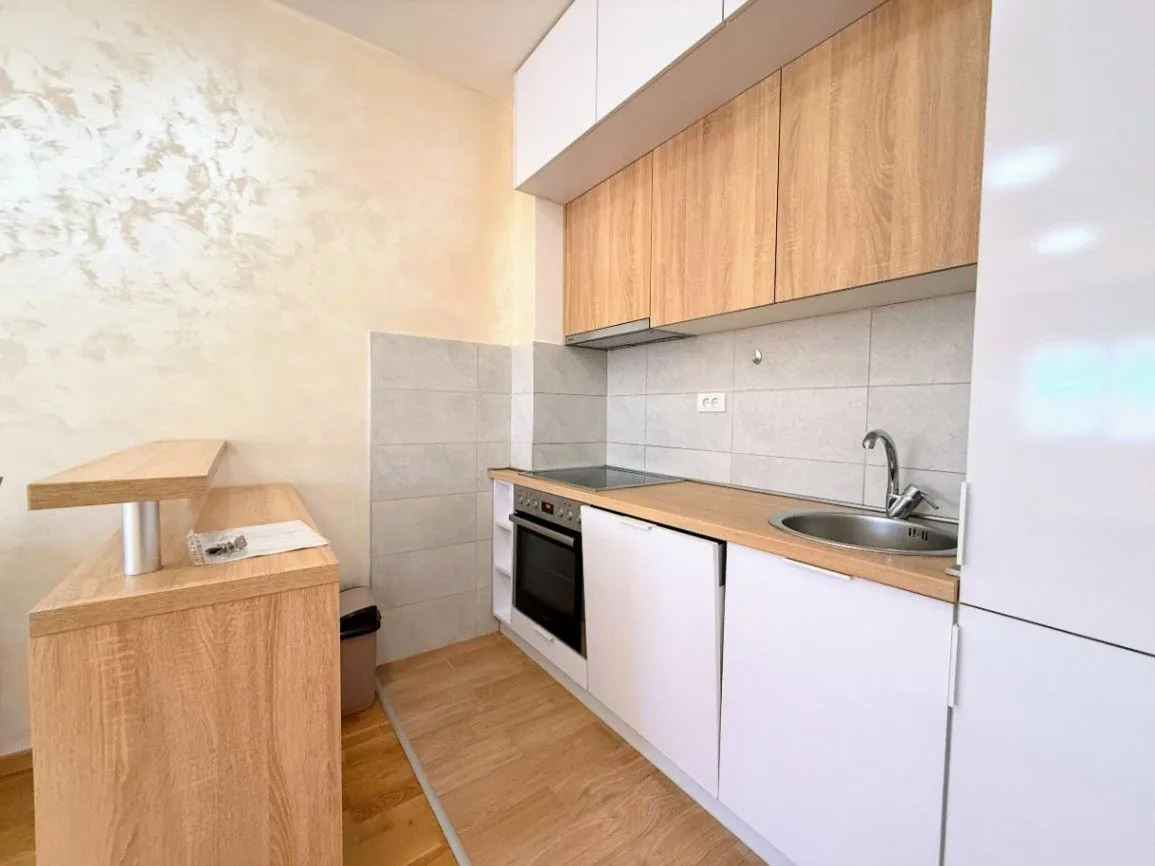 Prodaja, jednosoban stan, 43m², Stari Aerodrom, Podgorica