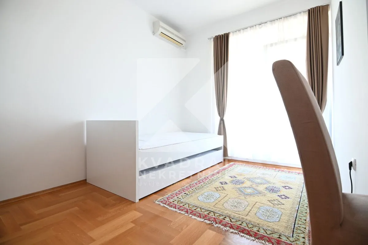 Rent, two bedroom apartment, 66m², Centar, Podgorica