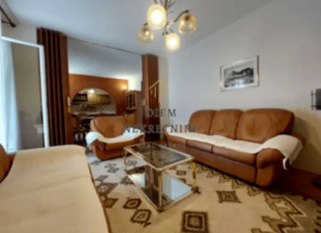 Izdavanje, trosoban stan, 110m², Mrčevac, Tivat - image 12