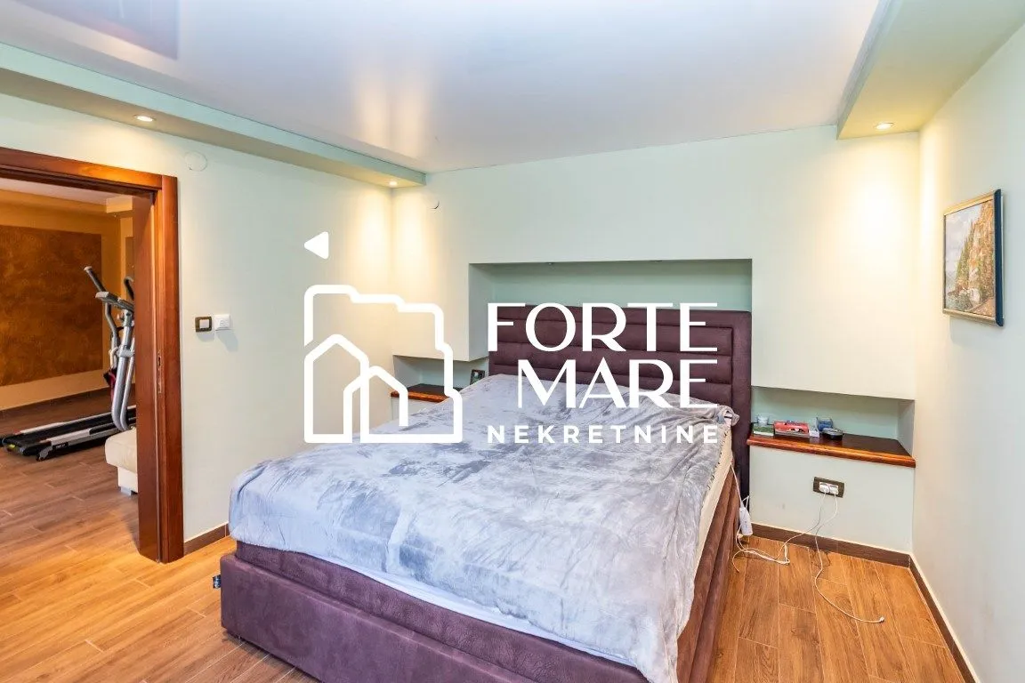 Prodaja, kuća, 226m², Bijela, Herceg Novi