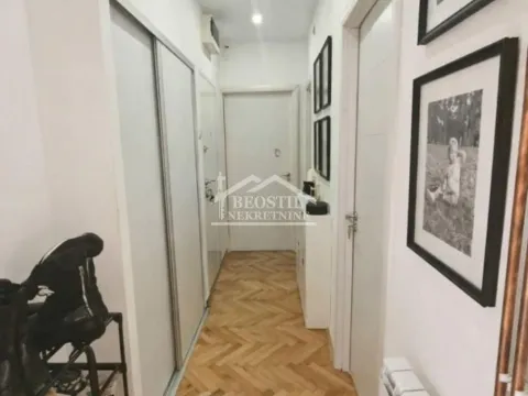 Prodaja, dvosoban stan, 61m², Resnik, Beograd - image 8