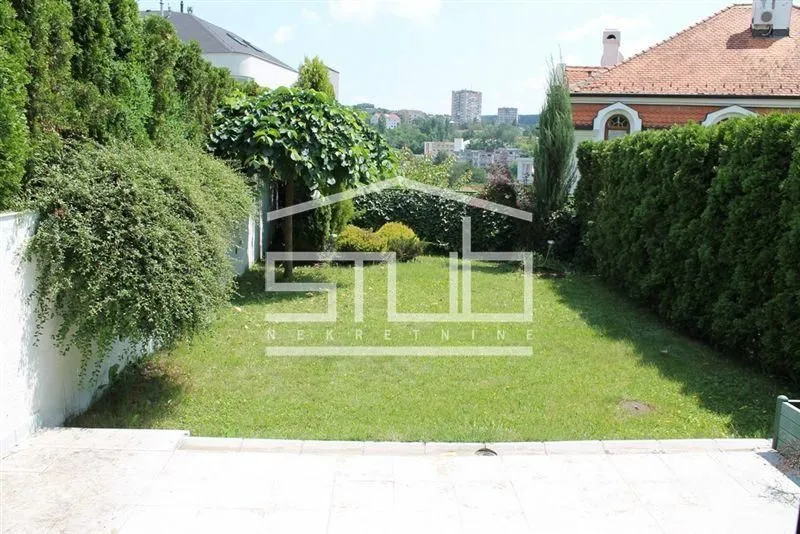 Sale, house, 215m², Savski Venac, Beograd