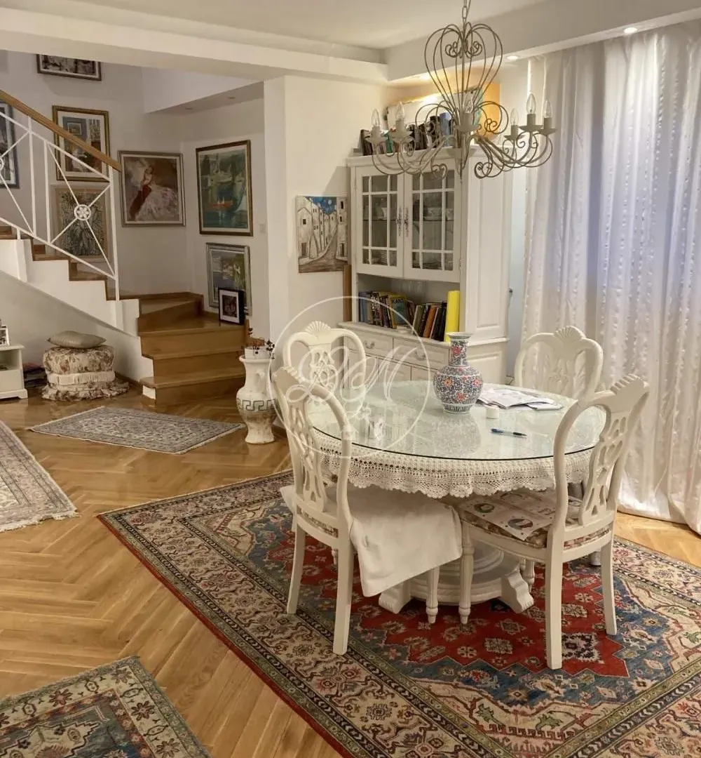 Sale, three bedroom apartment, 115m², Đeram Pijaca, Beograd