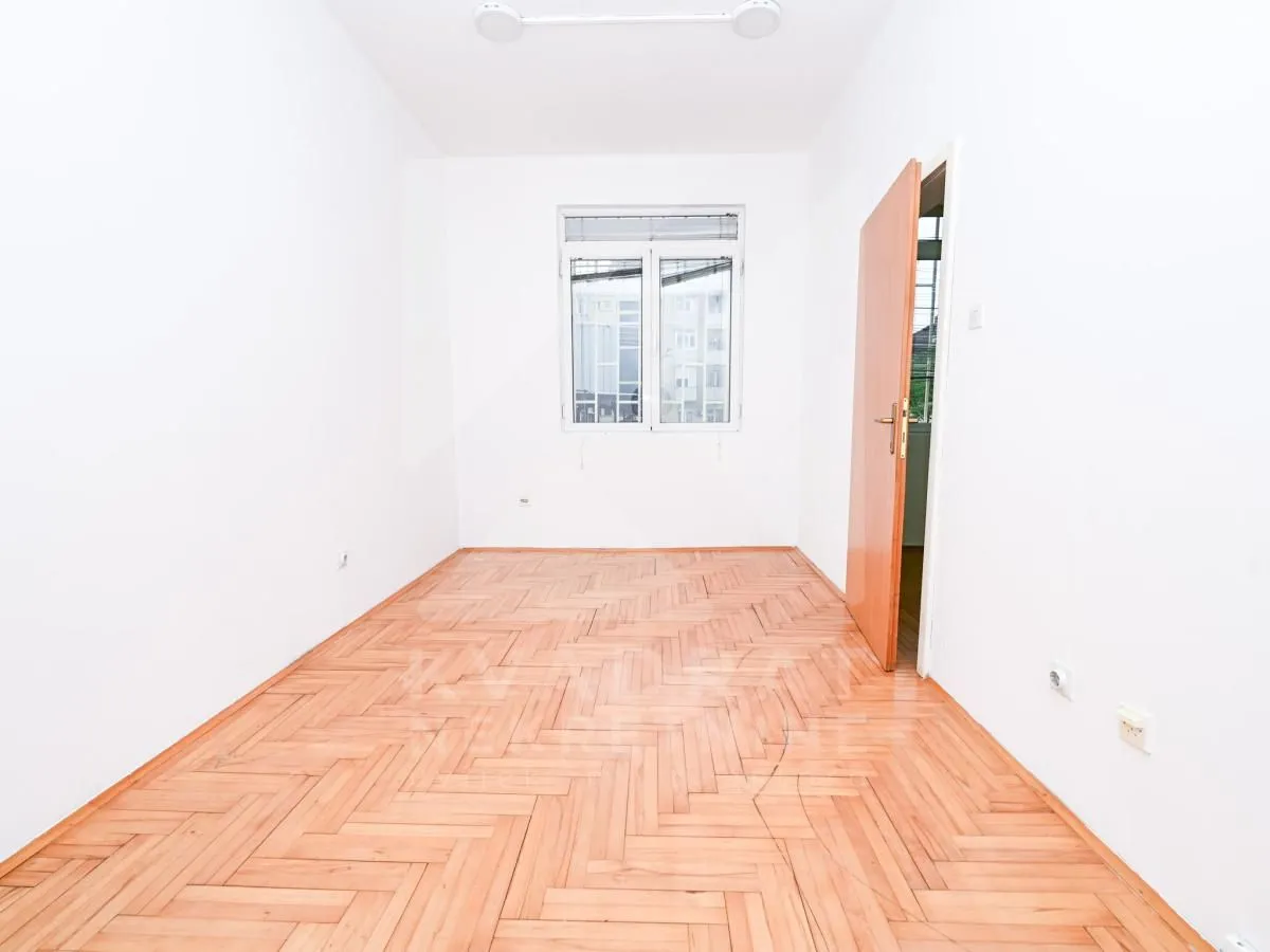 Sale, office space, 143m², Centar, Podgorica