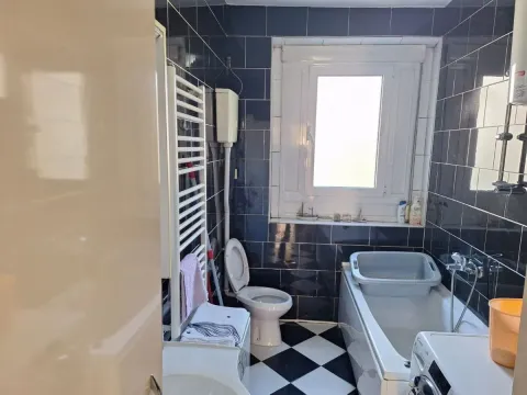 Rent, two bedroom apartment, 68m², Centar, Podgorica - image 20