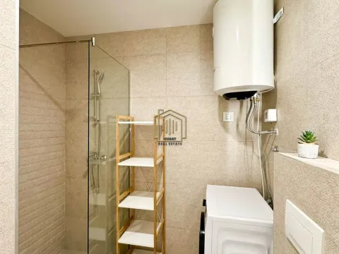 Izdavanje, jednosoban stan, 47m², Stari Aerodrom, Podgorica - image 3