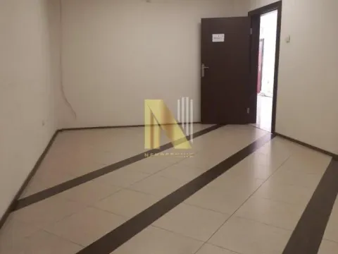 Izdavanje, poslovni prostor, 102m², Liman 4, Novi Sad Sve Podlokacije - image 12