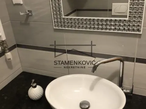 Izdavanje, dvosoban stan, 54m², Centar, Novi Sad - image 10