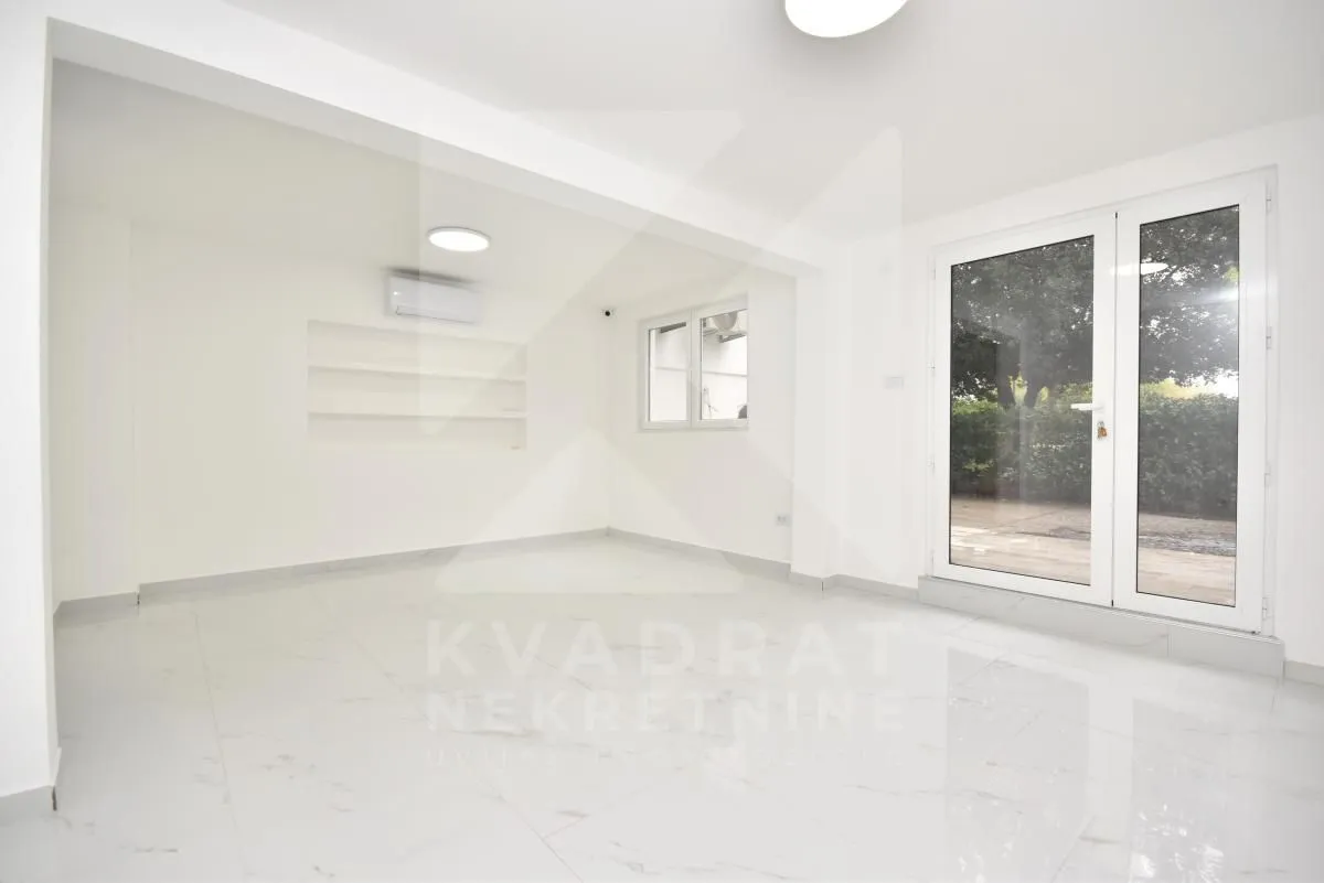 Rent, office space, 74m², Zabjelo, Podgorica