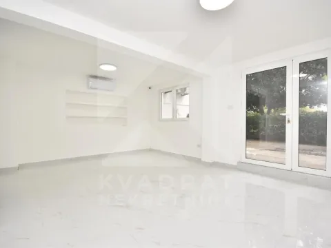 Poslovni prostor in Zabjelo