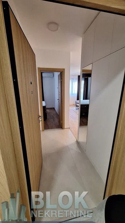 Izdavanje, jednosoban stan, 48m², City Kvart, Podgorica