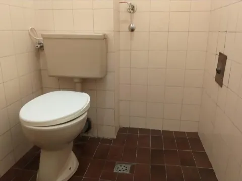 Sale, four bedroom apartment, 86m², Zvezdara Sve Podlokacije, Beograd - image 8