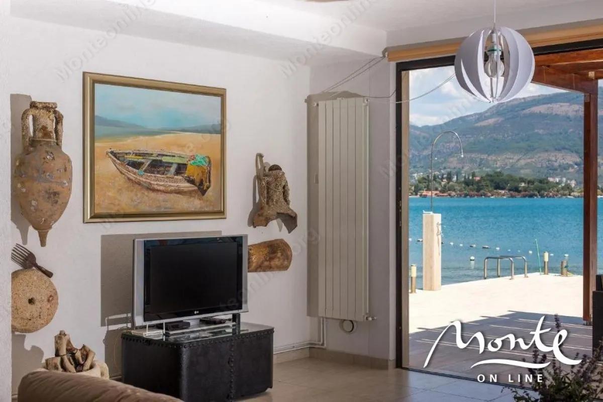 Prodaja, kuća, 172m², Krašići, Tivat
