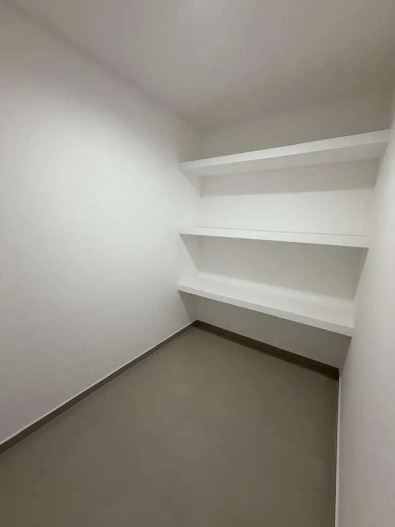 Rent, office space, 250m², Konik, Podgorica
