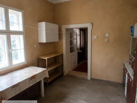 Prodaja, kuća, 150m², Perlez, Zrenjanin - image 31