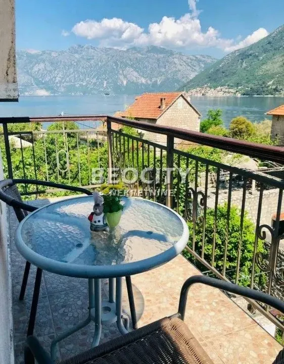 Prodaja, kuća, 600m², Stoliv, Kotor
