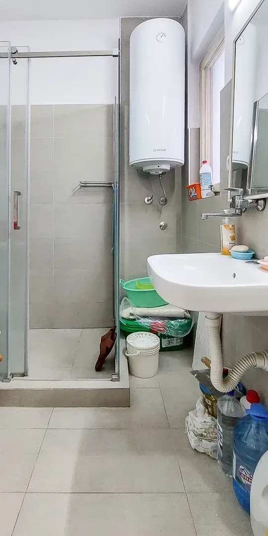 Prodaja, trosoban stan, 74m², Aleksinac, Niš