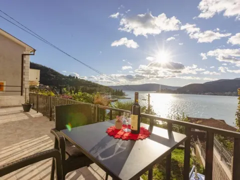 Prodaja, kuća, 70m², Lepetani, Tivat - image 8