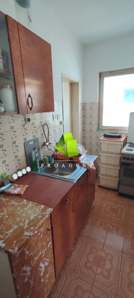 Prodaja, trosoban stan, 95m², Pantelej, Niš