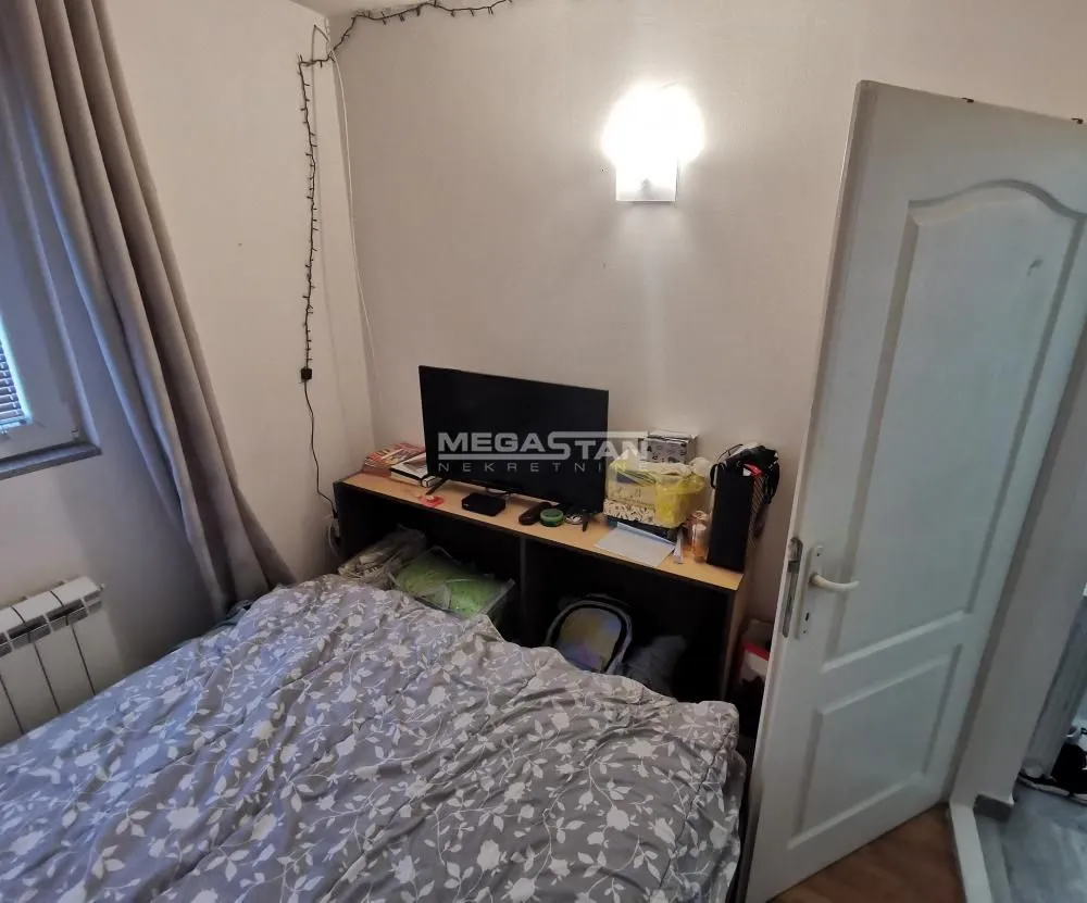 Prodaja, kuća, 130m², Ledine, Beograd