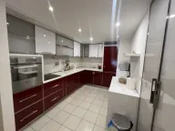 Sale, two bedroom apartment, 80m², City Kvart, Podgorica - image 4