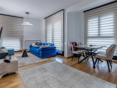 Stan in Cvetkova Pijaca