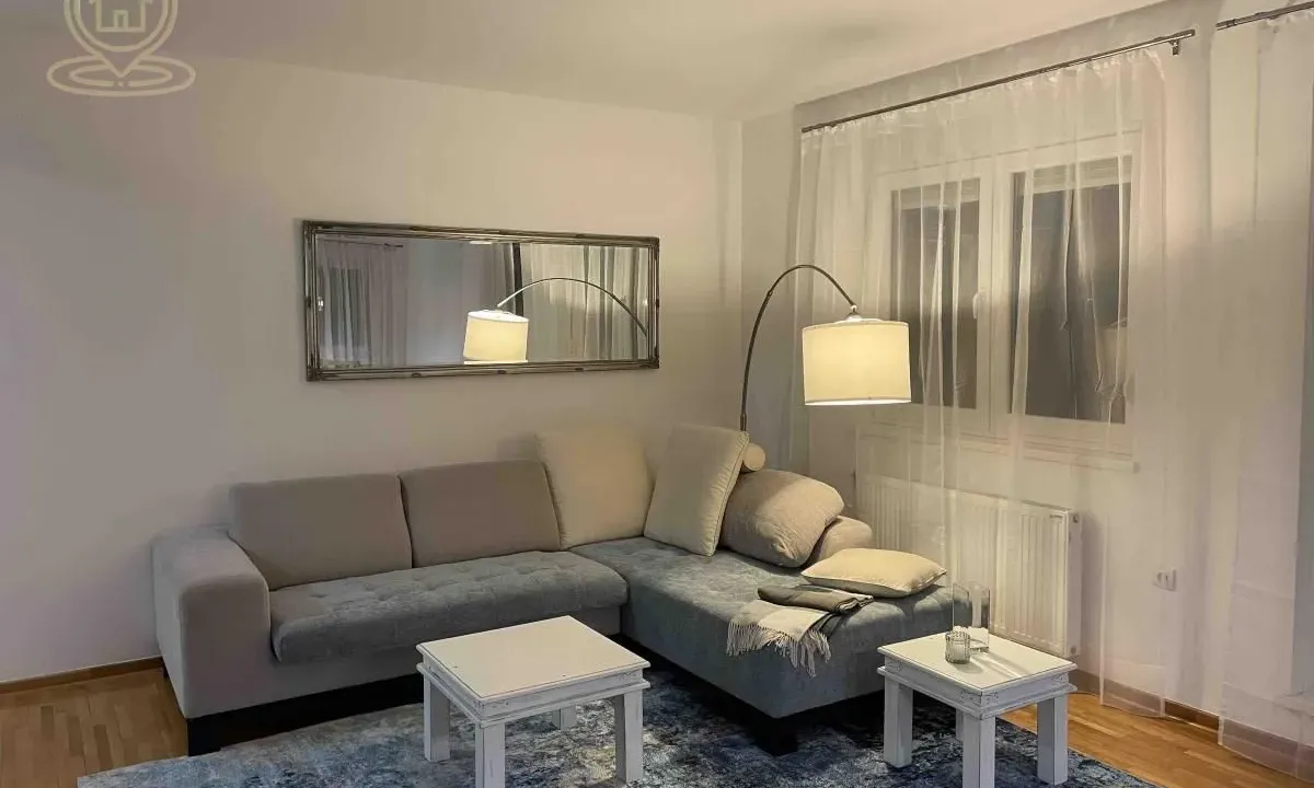 Rent, apartment, 100m², Centar, Novi Sad