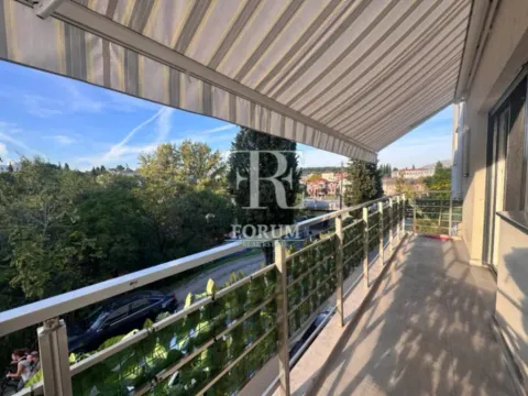 Izdavanje, trosoban stan, 117m², Centar, Podgorica - image 11