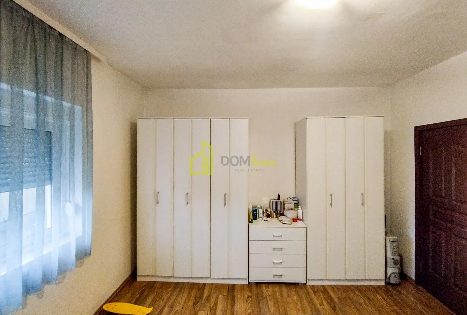 Sale, house, 220m², Masline, Podgorica